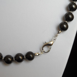 Shungite necklace – 9mm/44pcs., with  metal beads inserts