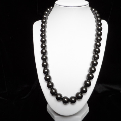 Shungite necklace – 12mm/42pcs.