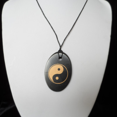 Pendant "Yin-Yang" (oval)