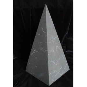High unpolished shungite pyramid (3 cm)