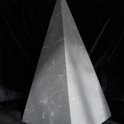 High unpolished shungite pyramid (8 cm)