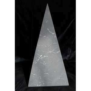 High unpolished shungite pyramid (4 cm) High unpolished shungite pyramid (4 cm)